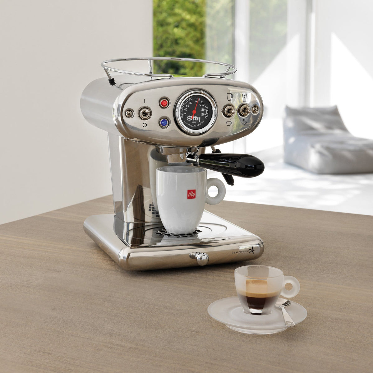 illy Kapsulu automāti Kafijas automāts illy X1 Anniversary, Eco Mode, Hromēts