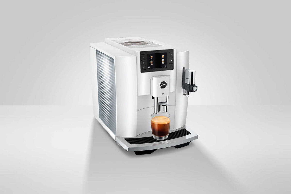 Jura Pupiņu automāti JURA kafijas automāts, E8 Piano White (EC)