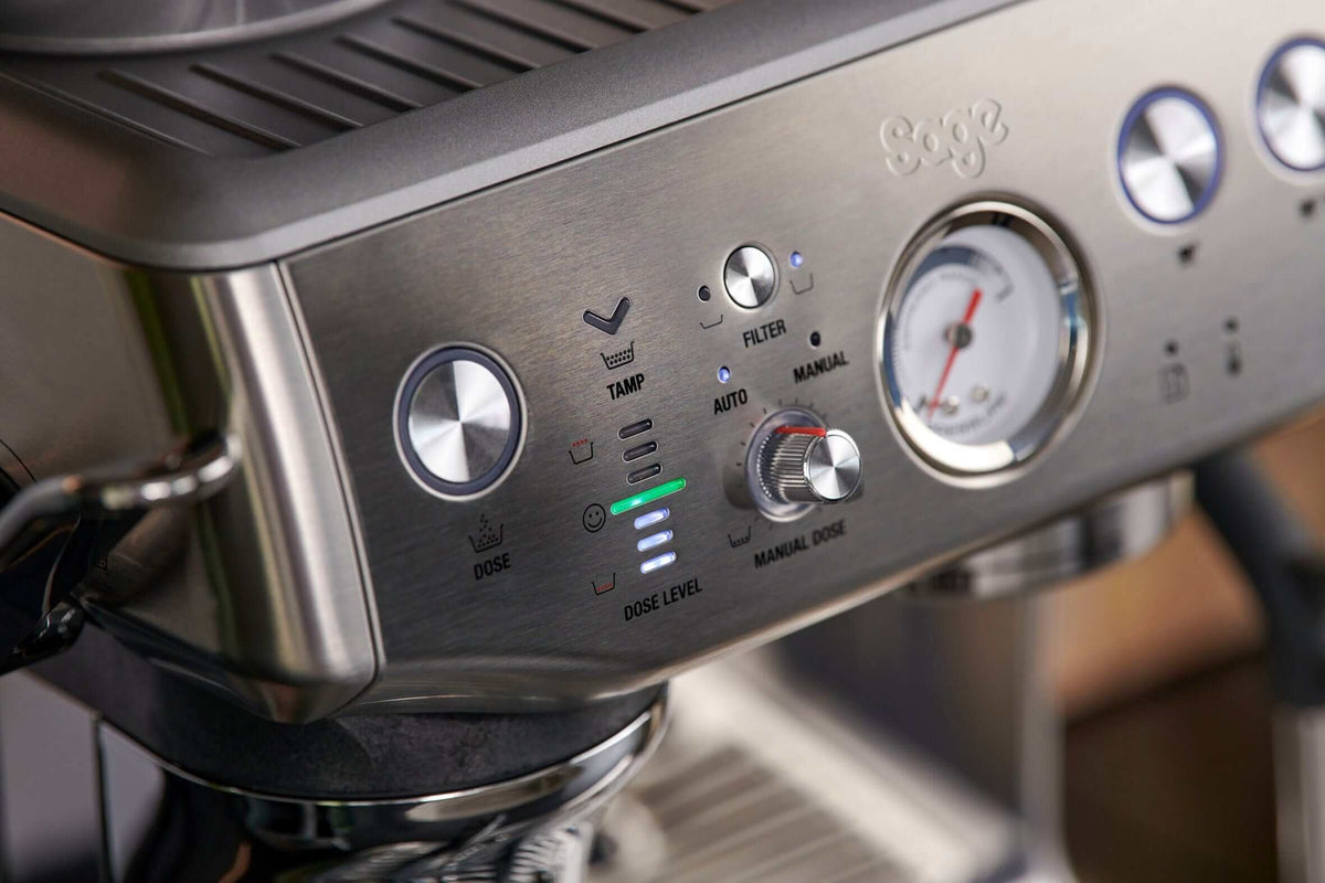 Sage Pupiņu automāti Kafijas automāts Sage Barista Express Impress, KOMPLEKTS